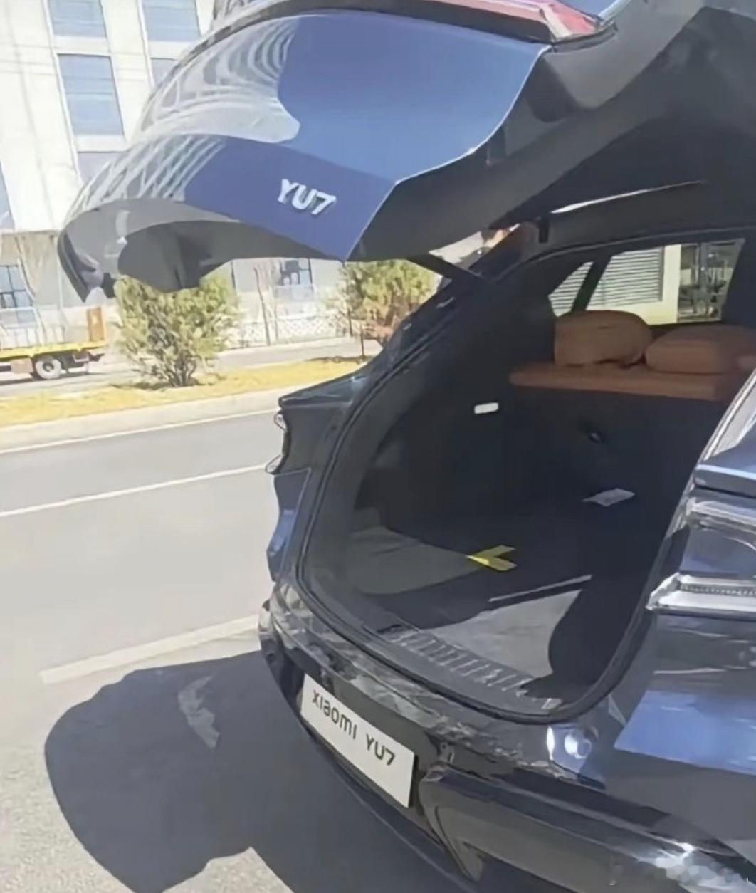 群里看到的，小米Yu7后备箱空间曝光了 ​​​