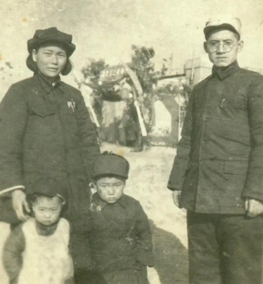 1937年，工人刘贵福听说八路军打胜仗去投奔，谁料这一去名留青史！
1937年太