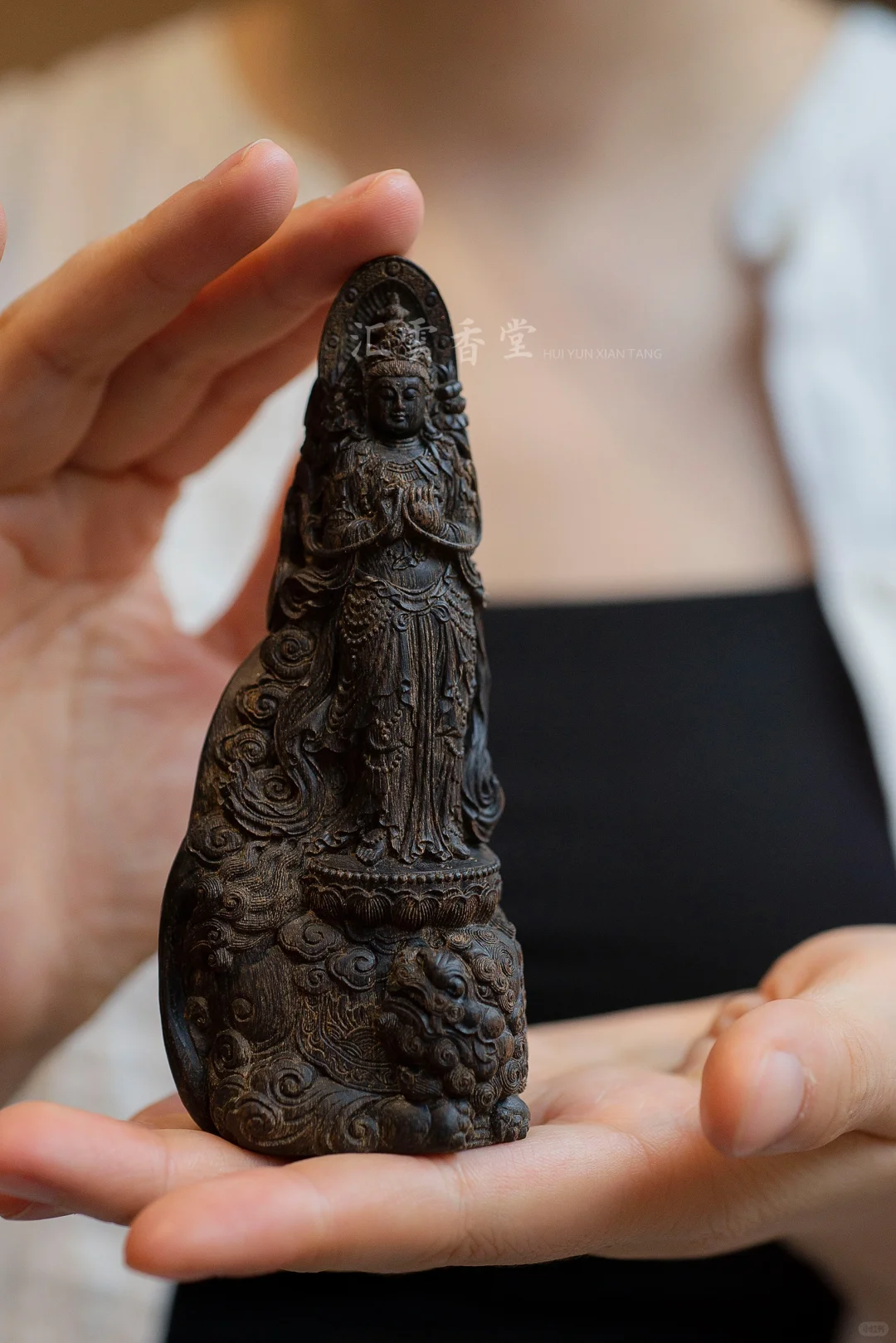 你是在拜佛？还是在拜自己心中的欲望？