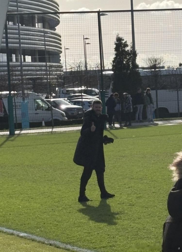 2月14日 北京时间今天进行的一场英超U18联赛，曼联U18以3-1击败了曼城U