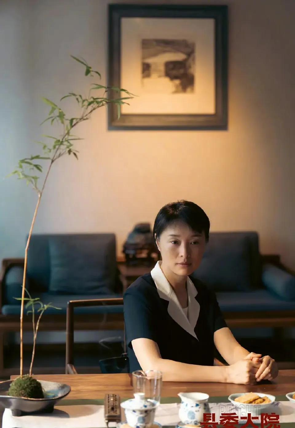 这一次赵丽颖又一次陪跑，而白玉兰最佳女主角被吴越获得，也是对姨圈的认可，不过白玉