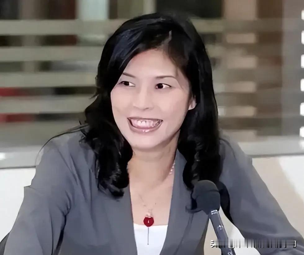 国民党主席改选18号开跑，郑丽文简直是“天胡开局”！网络民调一路领跑，马英九、连