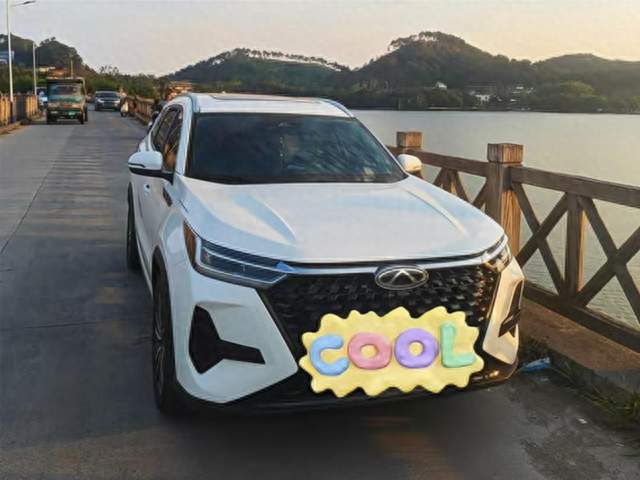 从轿车换到瑞虎8 PRO：坐高一点后，整个世界都舒服了