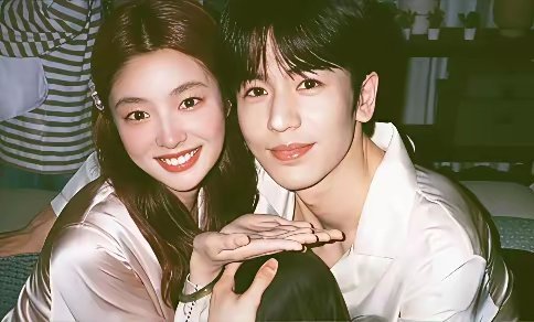 继《爱你》之后，张凌赫和徐若晗为何资源差距这么大？2025年春天，一部《爱你》，