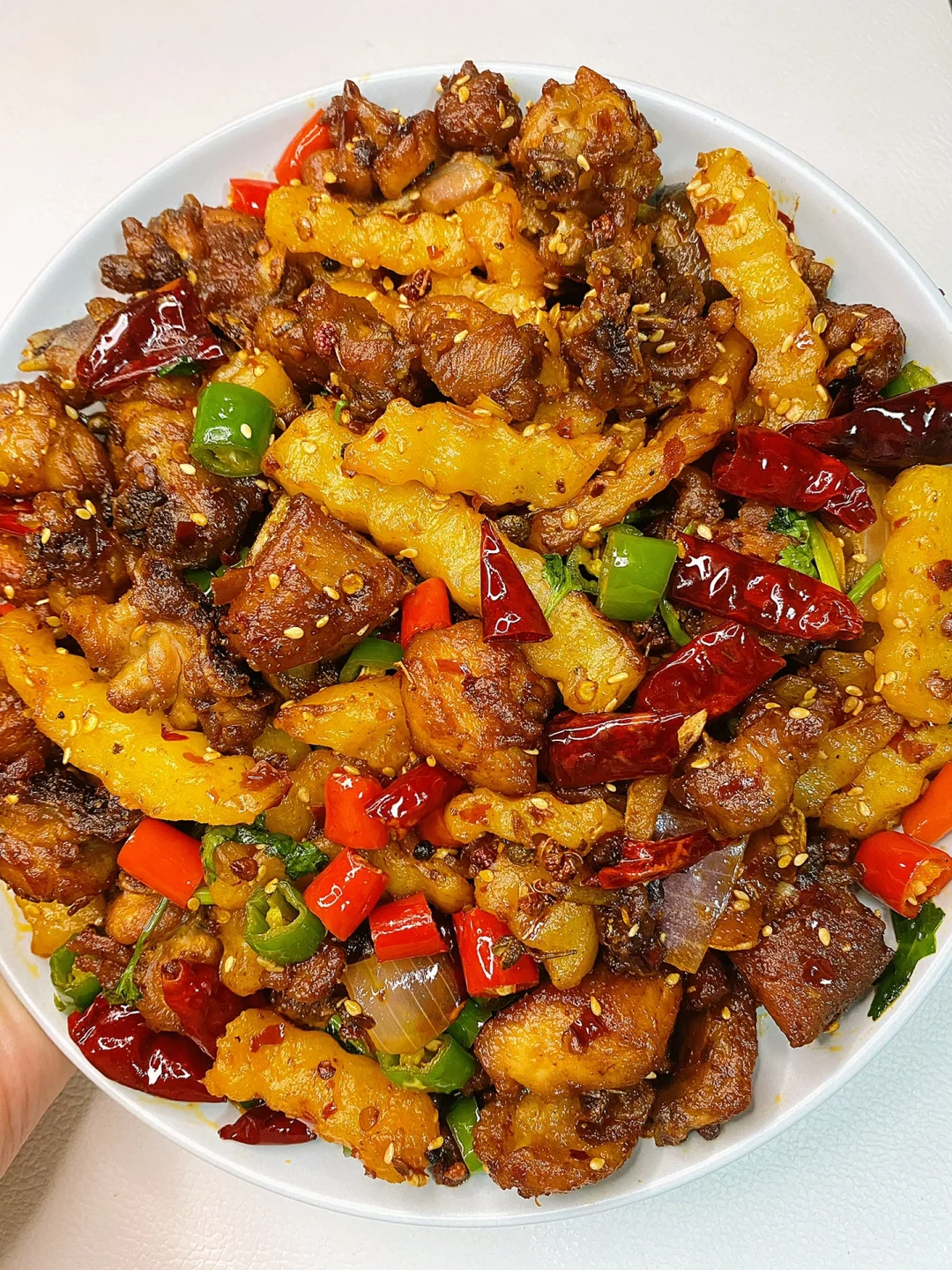 麻辣干锅鸡 麻辣过瘾 好吃到舔手指