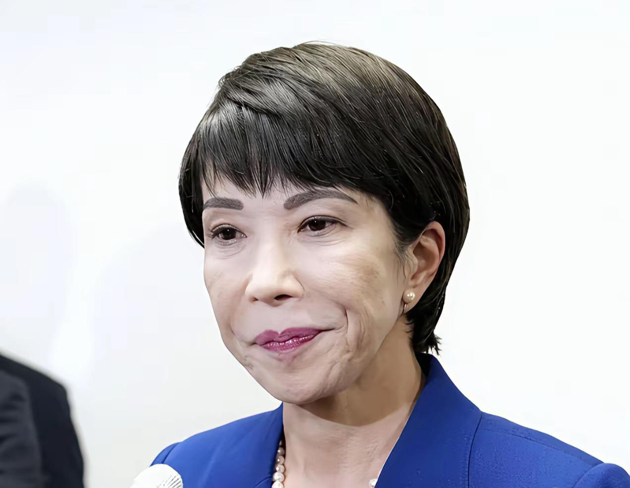 日本正处千年来最严重危机：夹在中美两个超级大国之间动弹不得！

好多人以为咱们反