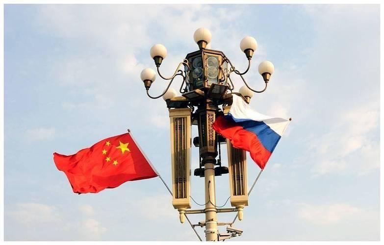 俄罗斯教授提醒本国人，中国以自己利益优先，别抱不该有的幻想
 
7月15日，英国