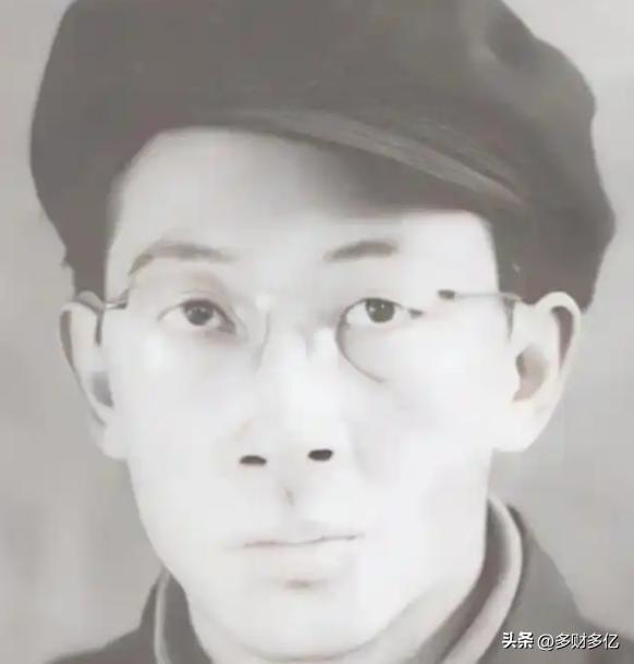 汉奸张景惠进战犯所，撞见解放军儿子当场崩溃，一句话道尽善恶终有报
 
1950年