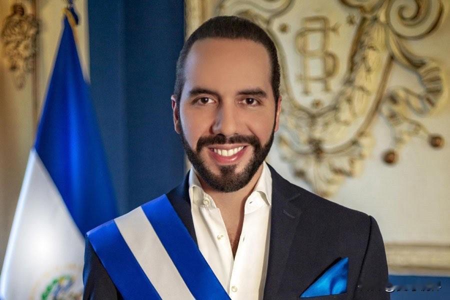 萨尔瓦多总统布克莱颁布一项新规，要求学生必须穿着干净的校服，保持合适的发型，并在