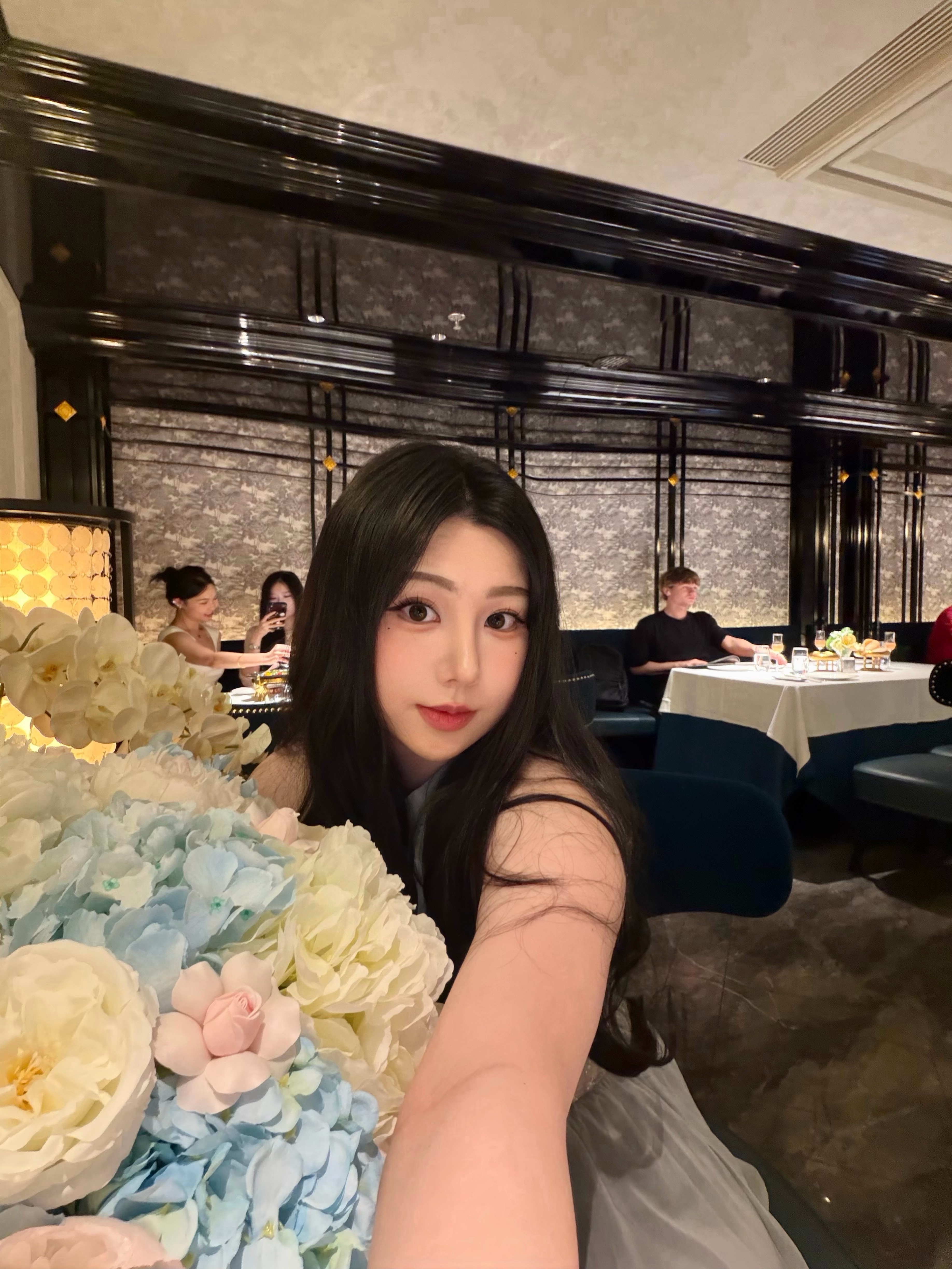 来不及修了 先发一张！过生日啦！！！！！[期待] ​​​  ​​​