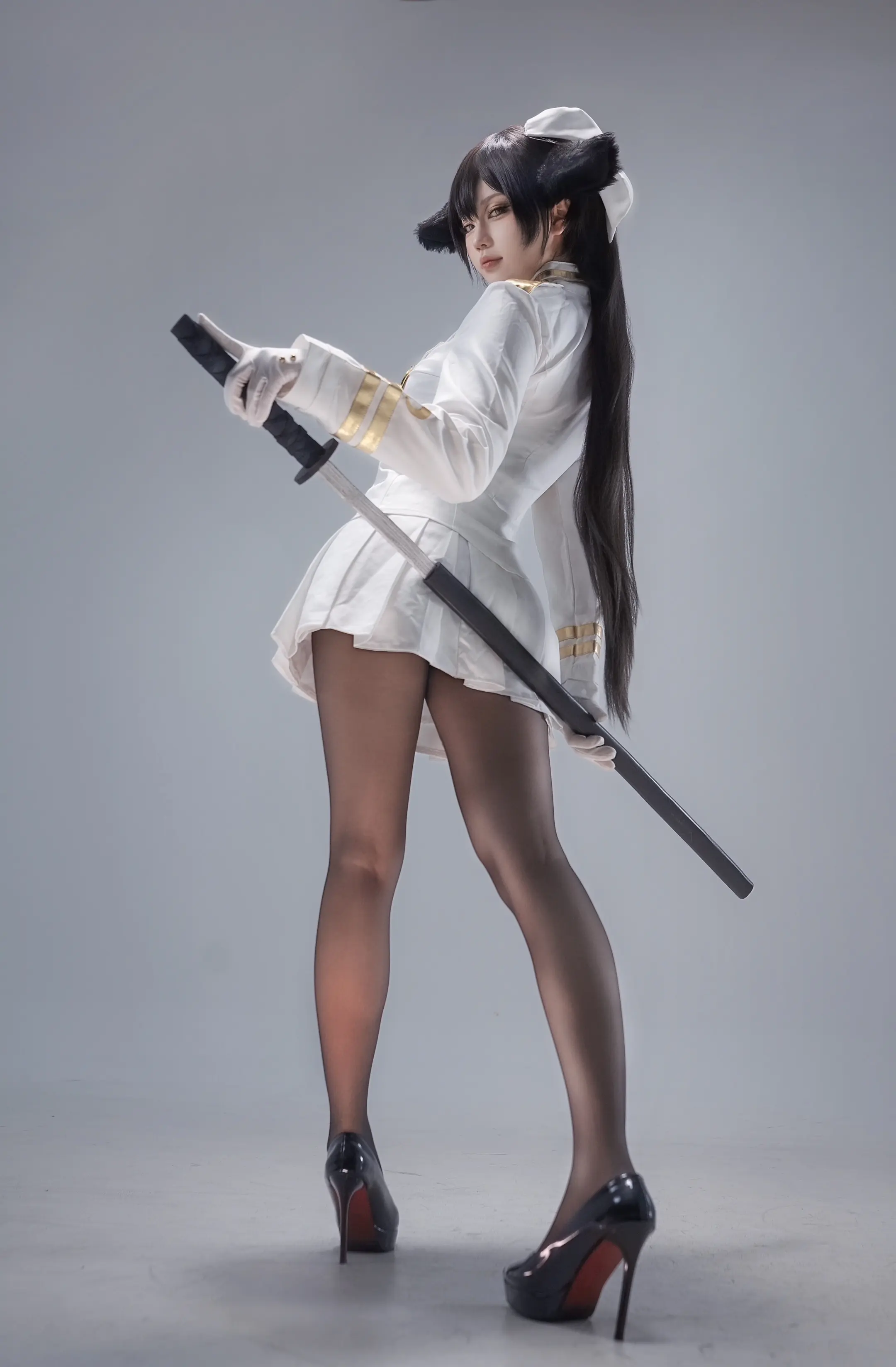 出鞘。