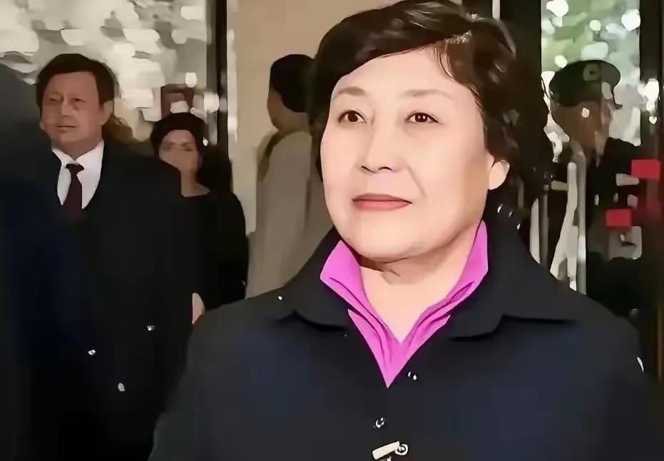 郭凤莲观点是否违背养老国情
 
中央高层曾经指出：我们的目标很宏伟，也很朴素，归