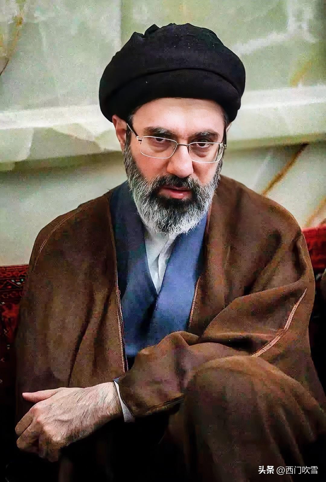 伊朗新任最高领袖穆杰塔巴在3月12日的首份声明中，除了强调继续封锁霍尔木兹海峡外