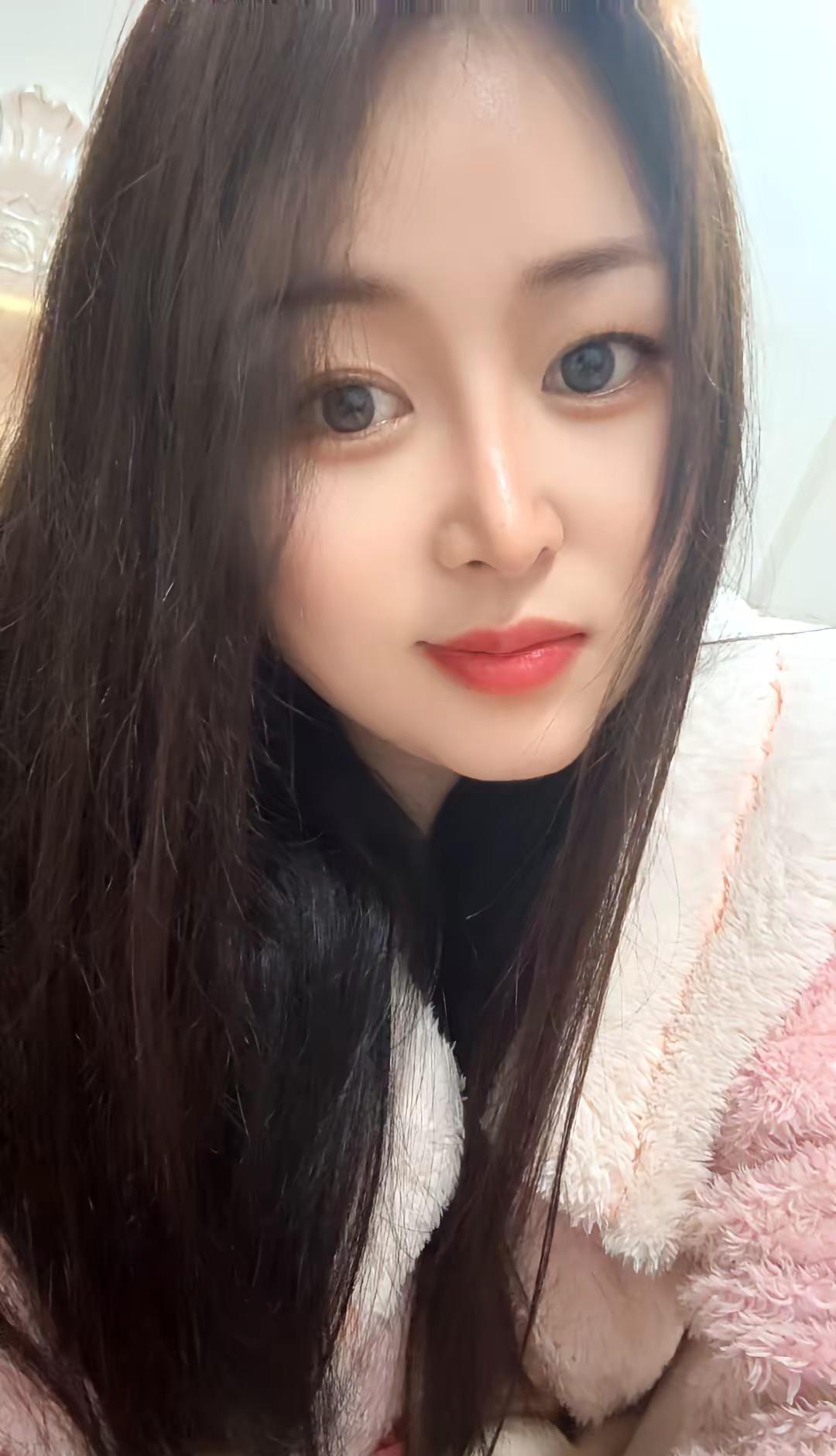 湖南的天是真的服，我已经一个多月没见过太阳了🌞每年过了年几个月见不了几个太阳！