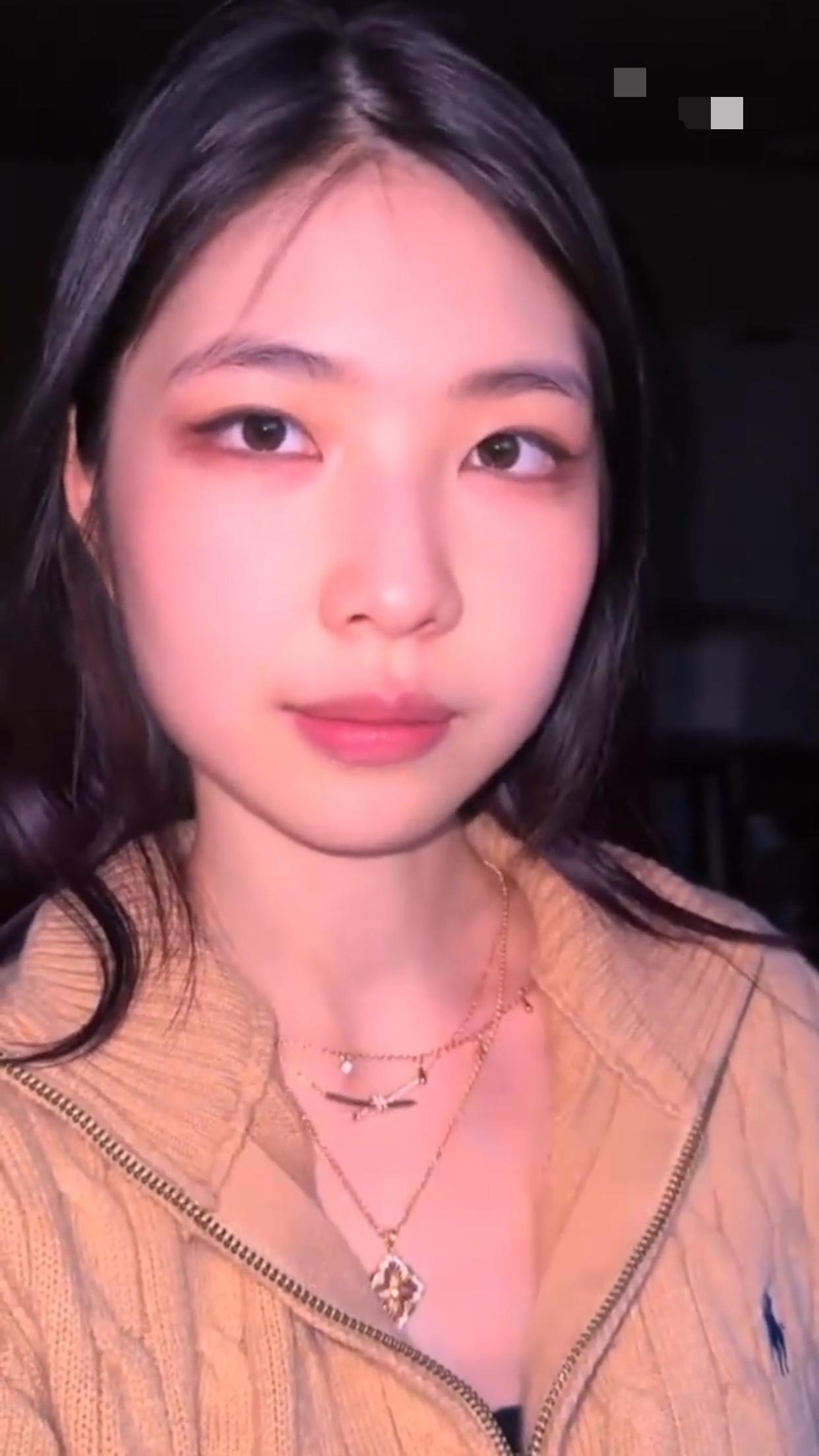 有一位在美国加州的中国女留学生表示：大家知道她为什么那么喜欢加州吗？因为这里的天