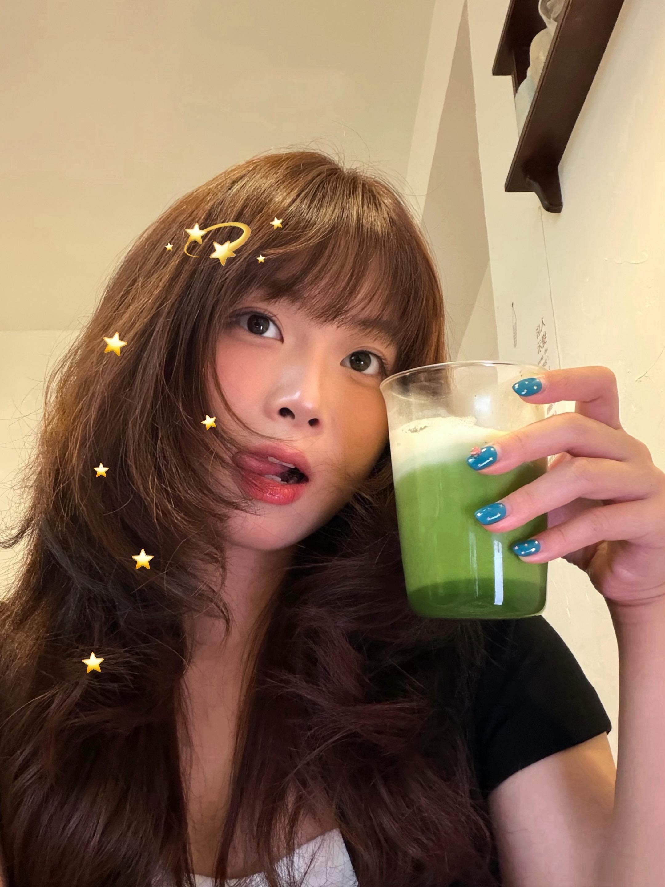 咖啡可以续杯吗 我还有很多话想和你说。