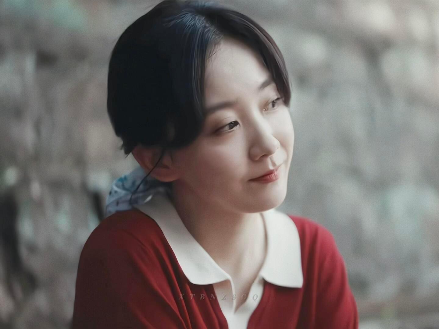 朱颜曼滋世家高干感朱颜曼滋好正的高干世家气质救命，这张脸就是高干文女主标准答案吧