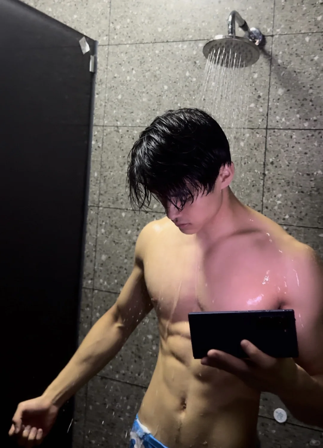 游泳结束后…