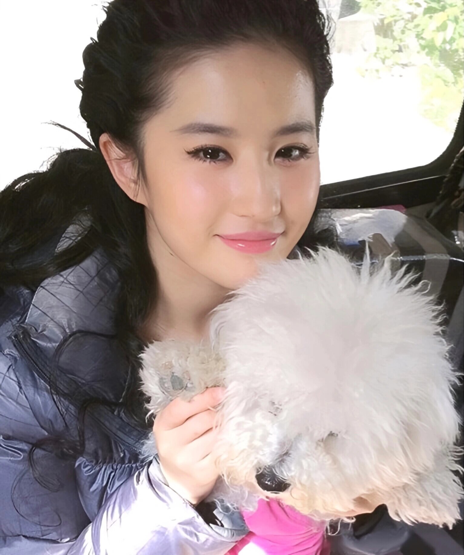 刘亦菲和哈基米的合照[送花花] ​​​