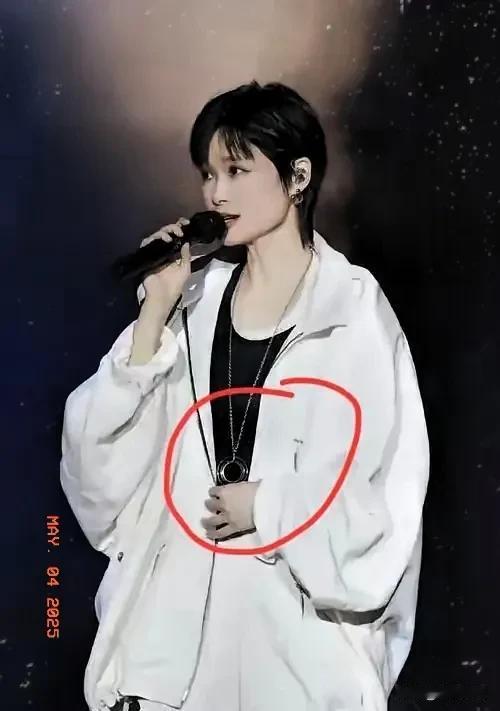李宇春已经很难在结婚了，
原因很简单，
不是因为她长的不好看，
也不是因为她年龄