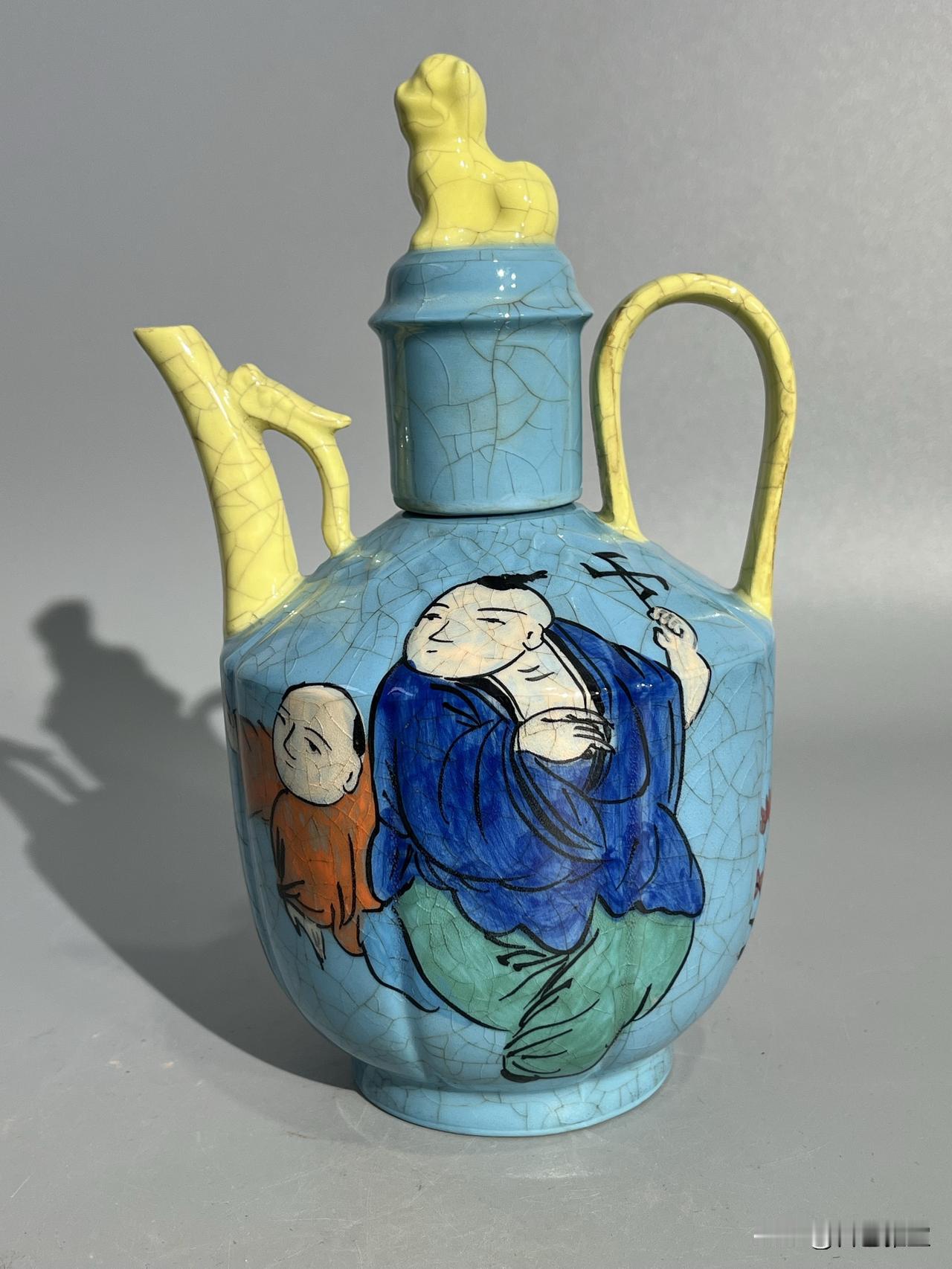 《柴窑名窑图鉴》第八辑：“观德元年”款婴戏图温酒执壶！
 本期为您呈现一件柴窑稀