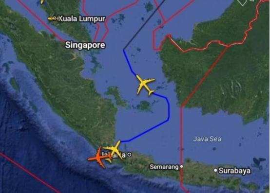 大事不妙！日本起飞3架加油机，专给美军轰炸机“喂油”，大战要来了？雷达监测到，有