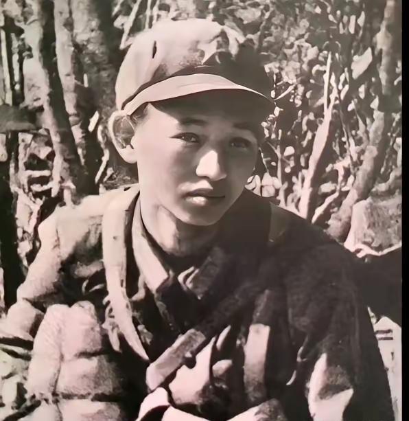 一等功臣乔胜清，1960年出生，云南玉溪人，1978年入伍，战前任云南省军区边防