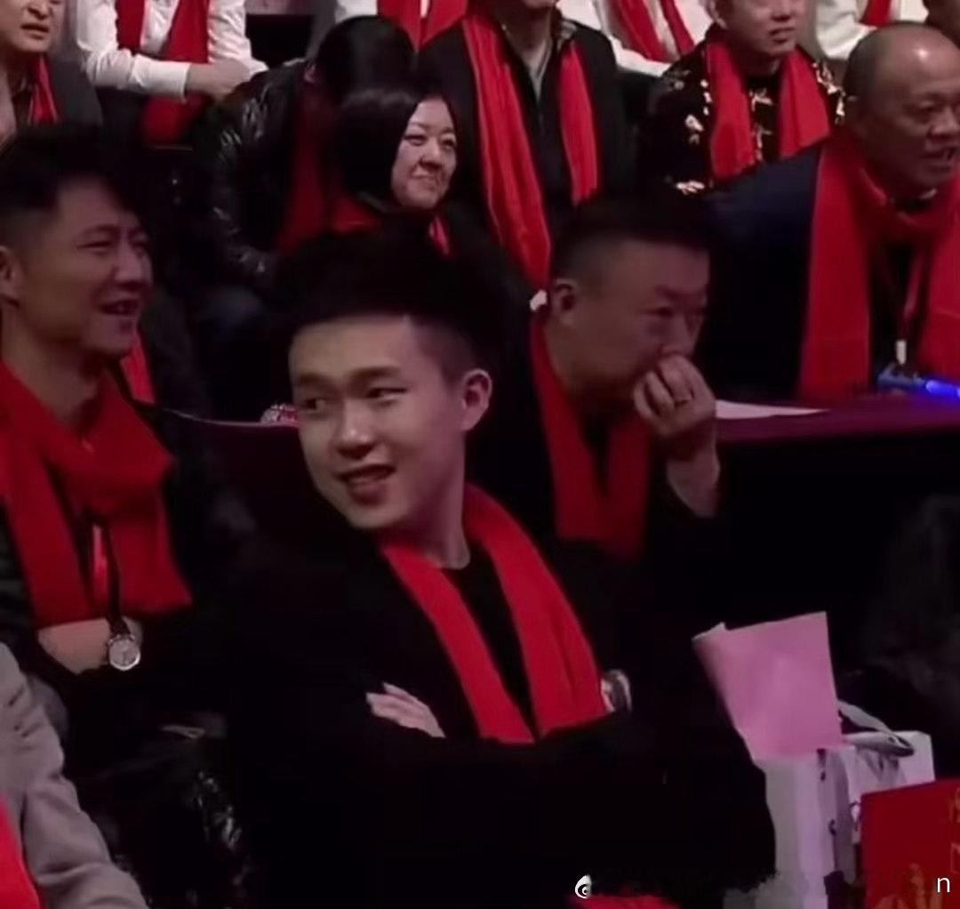19年国乒春晚那是真帅啊王楚钦