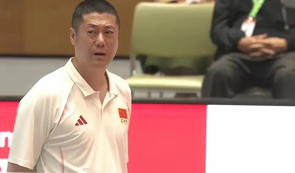 又见赵勇皱眉头

9月16日，中国女排迎来了在名古屋亚运会的首战。

赢了，但赵