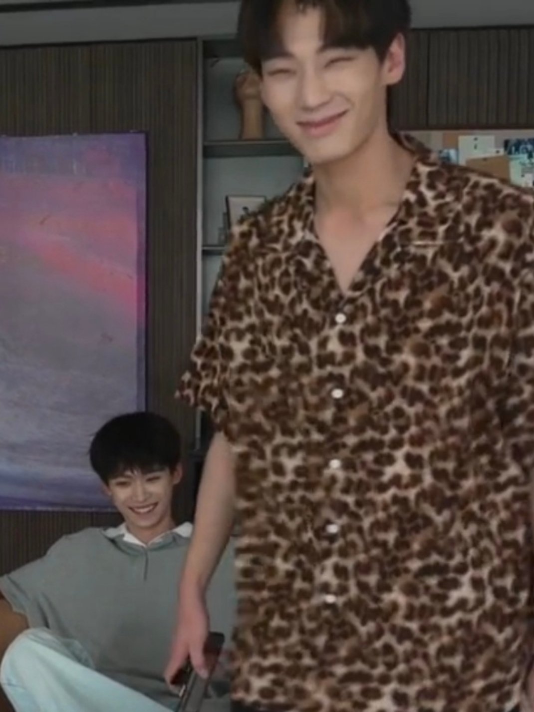 骏骏有时候看确实像一只耗子 ​​​