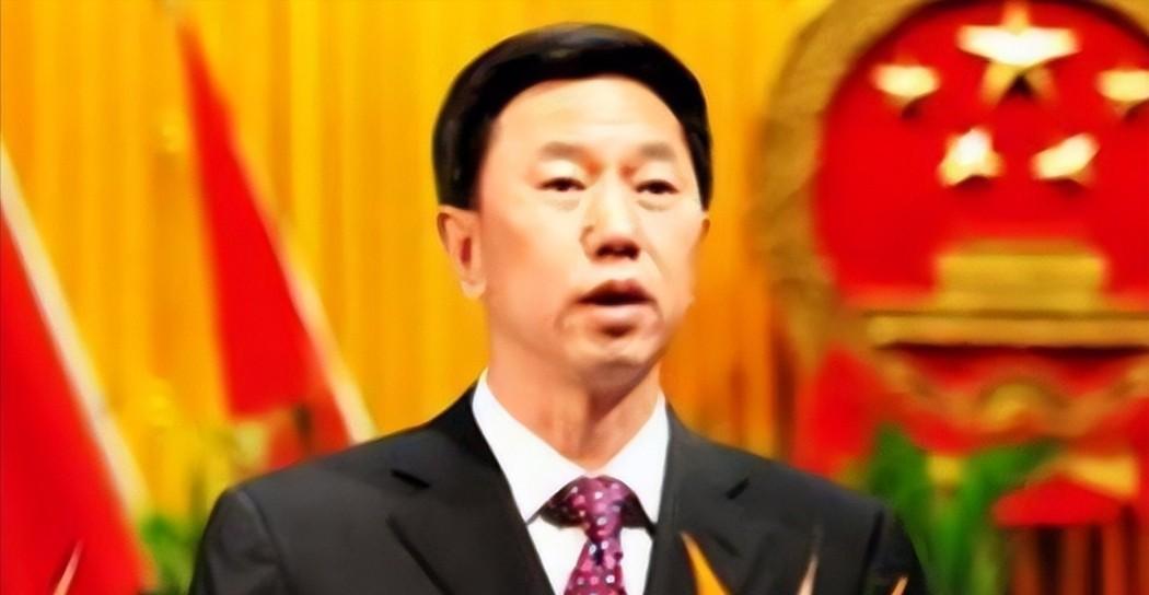 2000年，山西灵石县县长耿彦波，因工作调动要离开灵石。老百姓知道后，个个欢呼雀