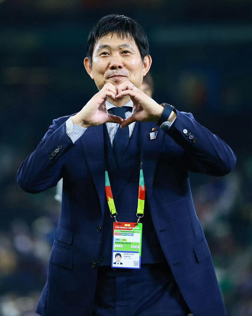 日本主帅赛后回应淘汰出局日本队输了比赛，却赢回了“日本足球的骄傲”。森保一的赛后