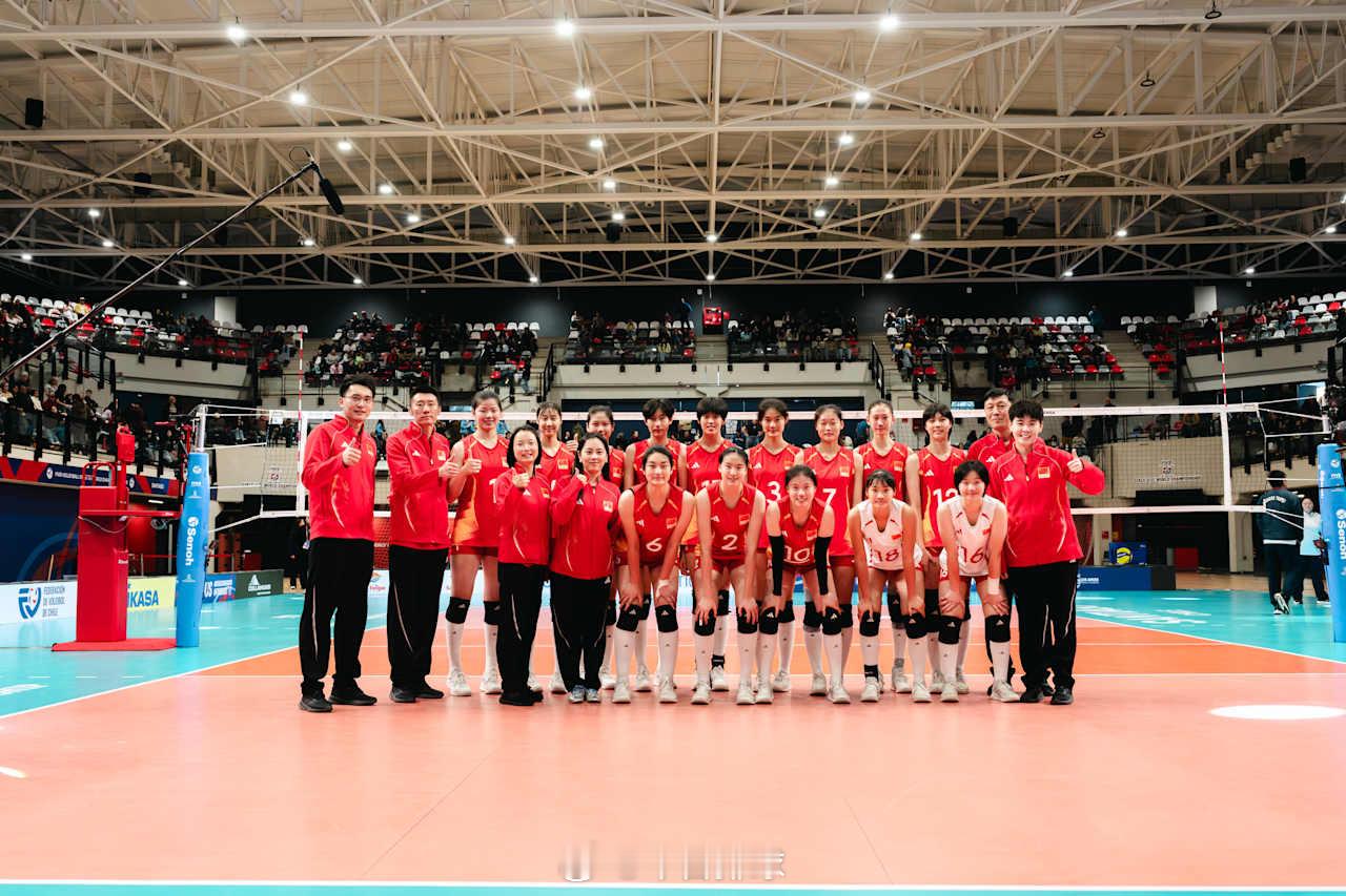更多官方组照：北京时间17日凌晨，智利圣地亚哥，2026U17女排世锦赛 三、四