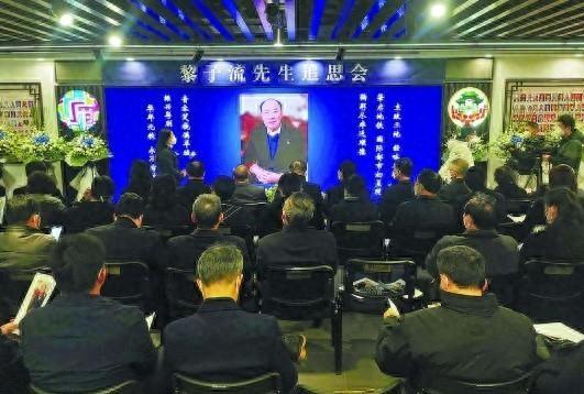 曾任广州市长，清廉自守，卸任后多年病逝，为何去世引起社会各界集体深切悼念？
19