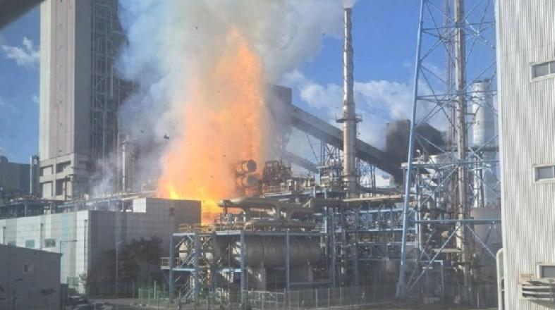 当地时间周二（9日）下午2时43分左右，韩国忠清南道泰安郡一火电厂传来爆炸声，并