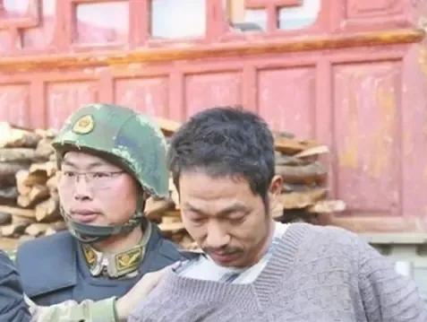 云南腾冲刑事案件震惊社会，呼吁加强治安防范

近日，云南腾冲发生了一起令人震惊的