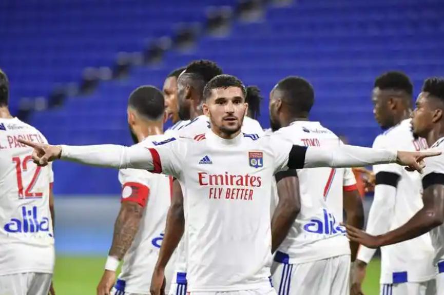 欧罗巴杯来袭 年轻人vs里昂 年轻人状态欠佳，里昂能否顺利拿下？机会相当好，兄弟