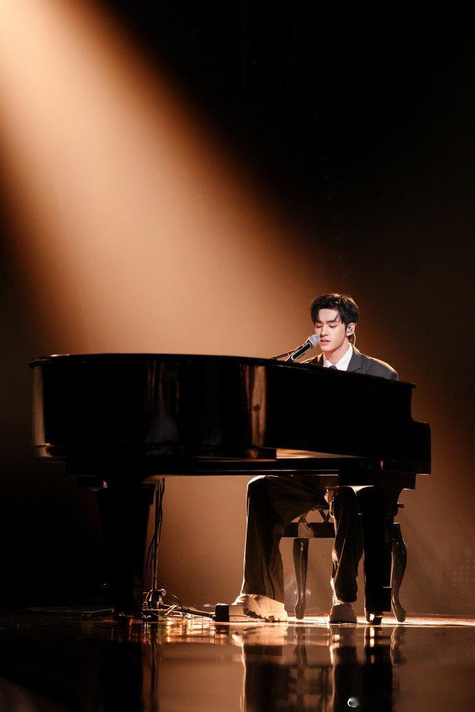 声鸣远扬7强官宣声生不息声鸣远扬7强官宣啦，这音乐之旅要开启新篇章，周五一起冲进