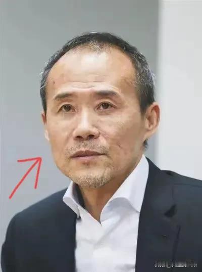 王石这次能全身而退，

真不是手段多高明，

纯粹是赢在了“时间差”上。

小田