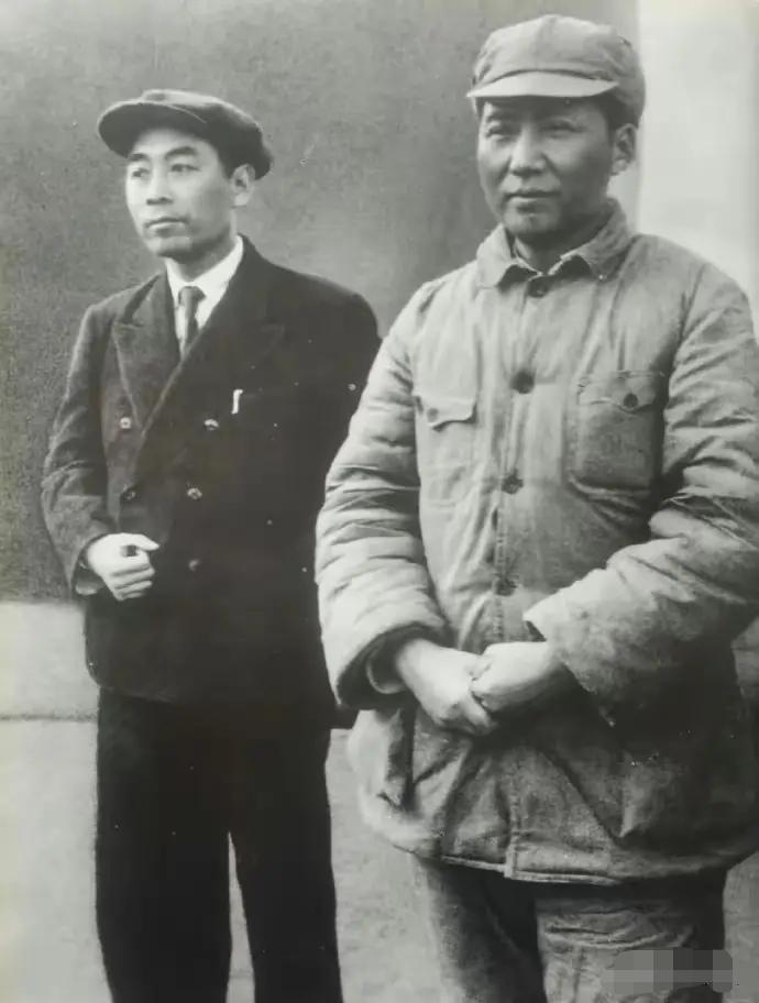 新中国成立之后，毛主席在每次开会前，都有不成文的一个习惯，那就是如果周总理还没来