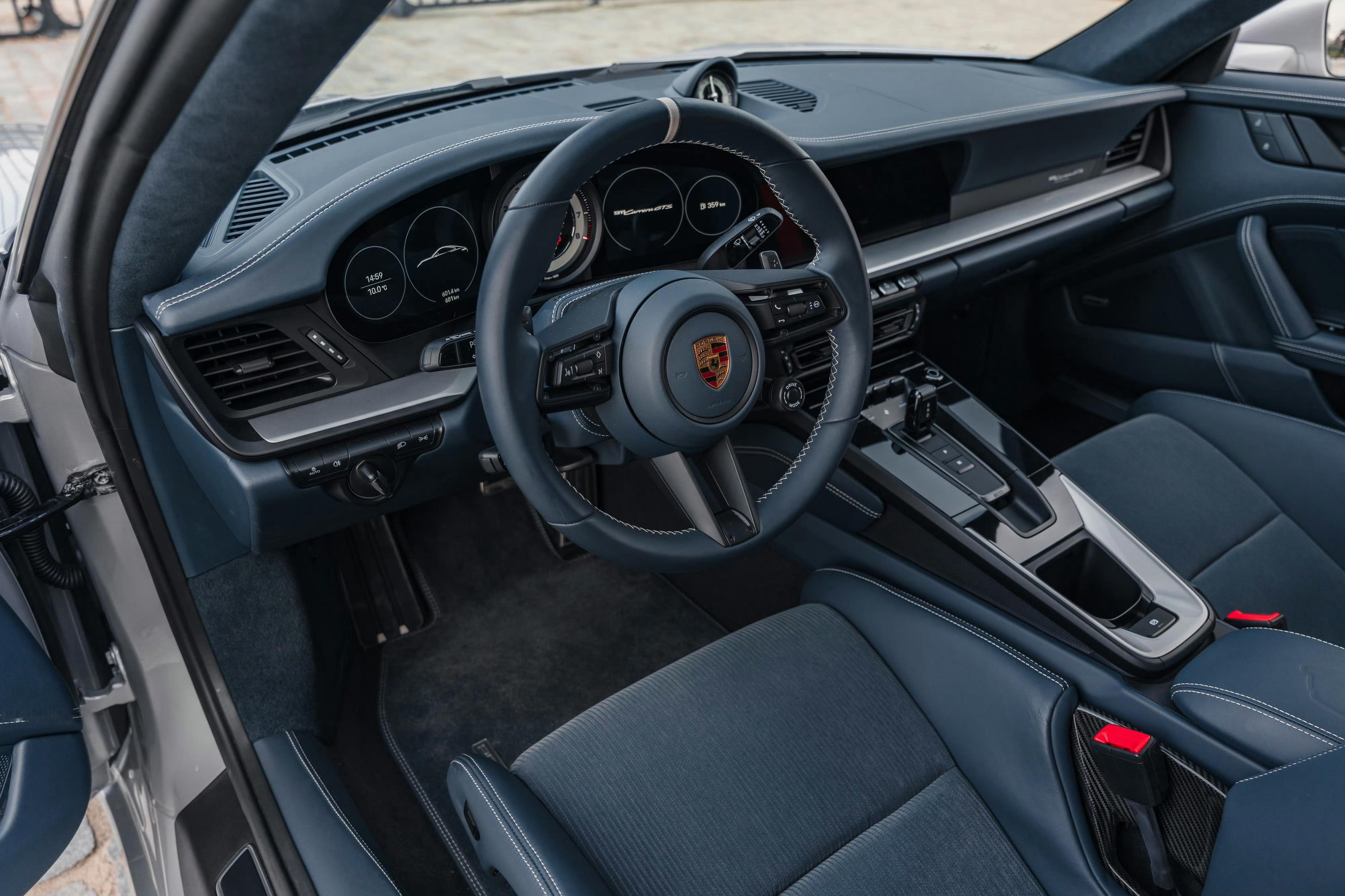 保时捷 911 Carrera GTS 