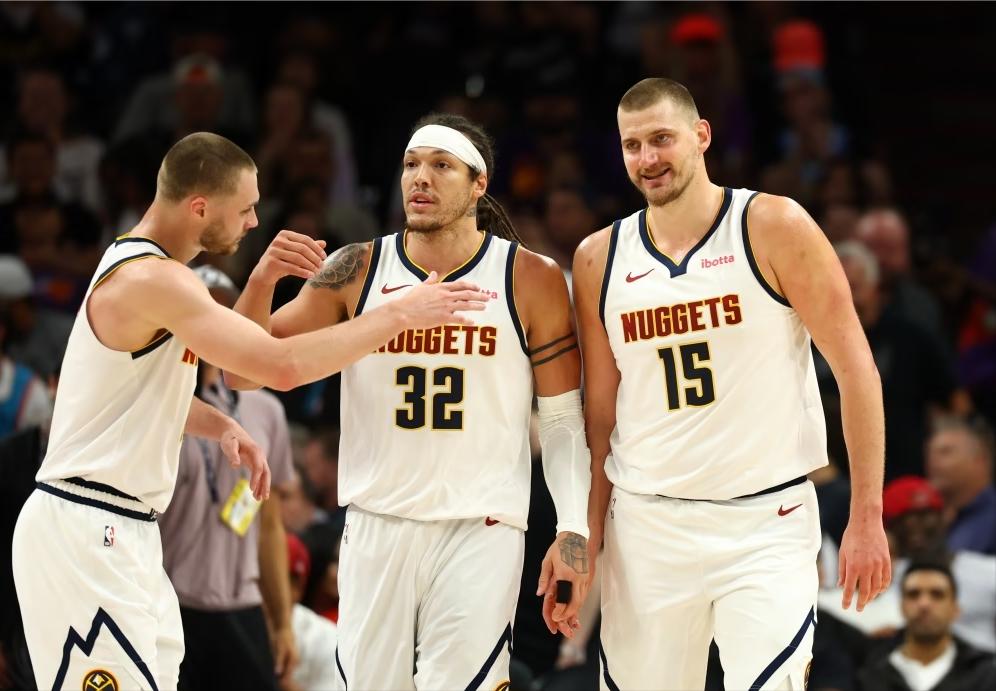 NBA休赛期风云再起！字母哥与里夫斯交易传闻席卷联盟

休赛期伊始，NBA交易市