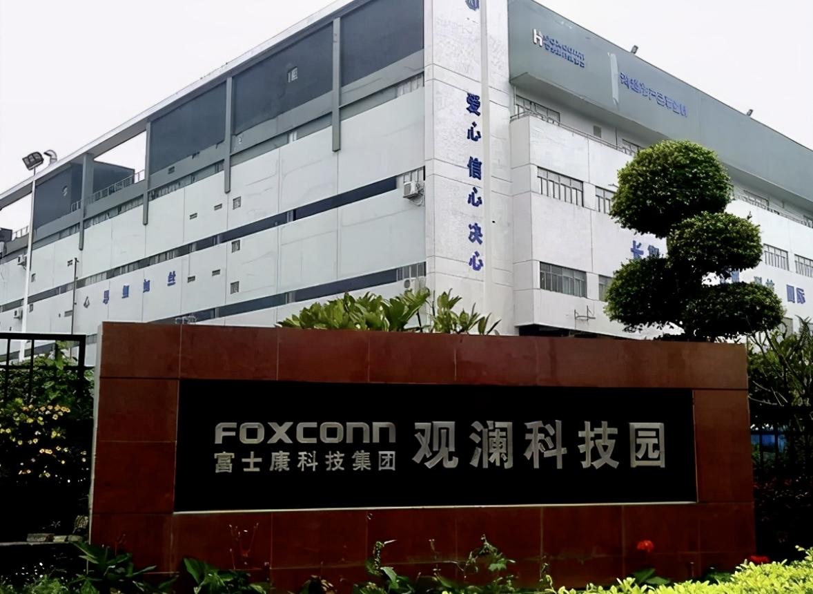 鸿海精密2026年3月 & 前3个月营业收入（换算成RMB）

3月单月
营收：