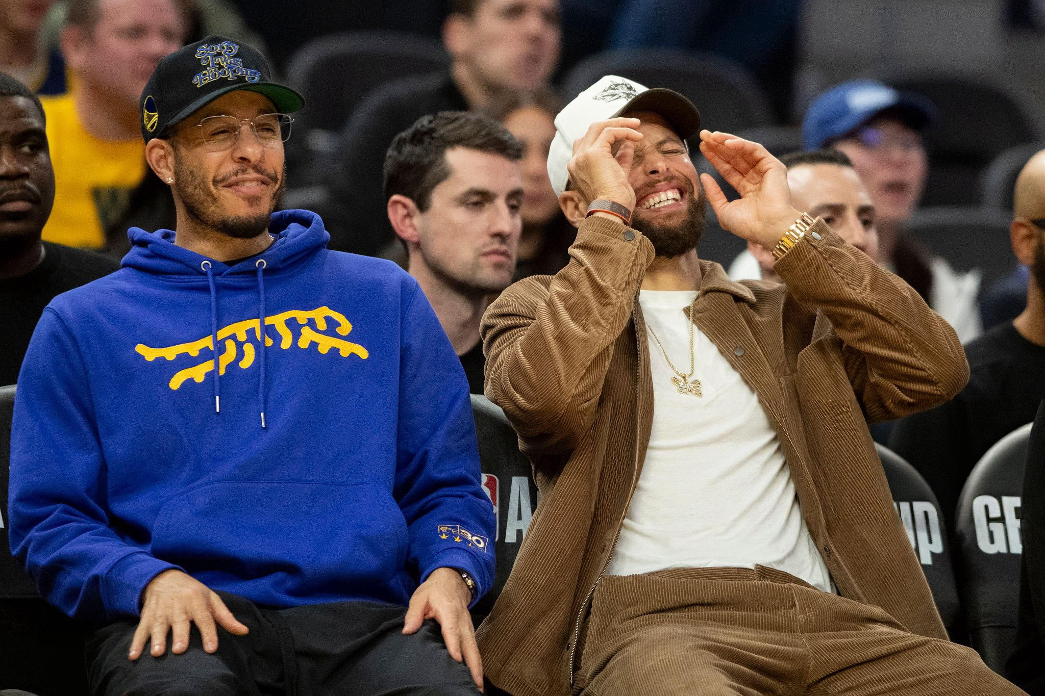 一些场边库晚安斯蒂芬库里