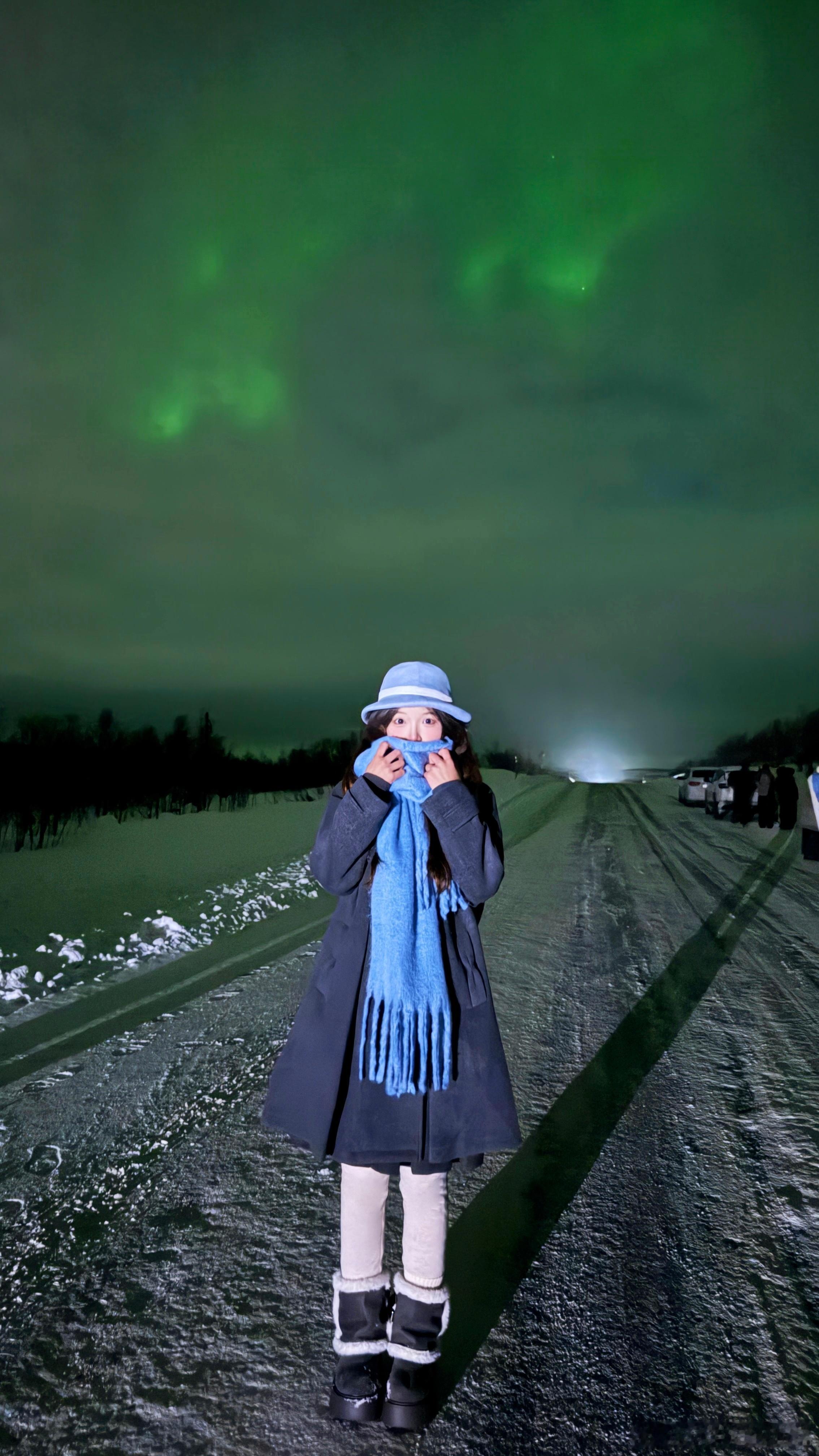 好幸运好幸福的yjq^^在只有能见度3的情况下还是追到了极光！ 俄罗斯联邦