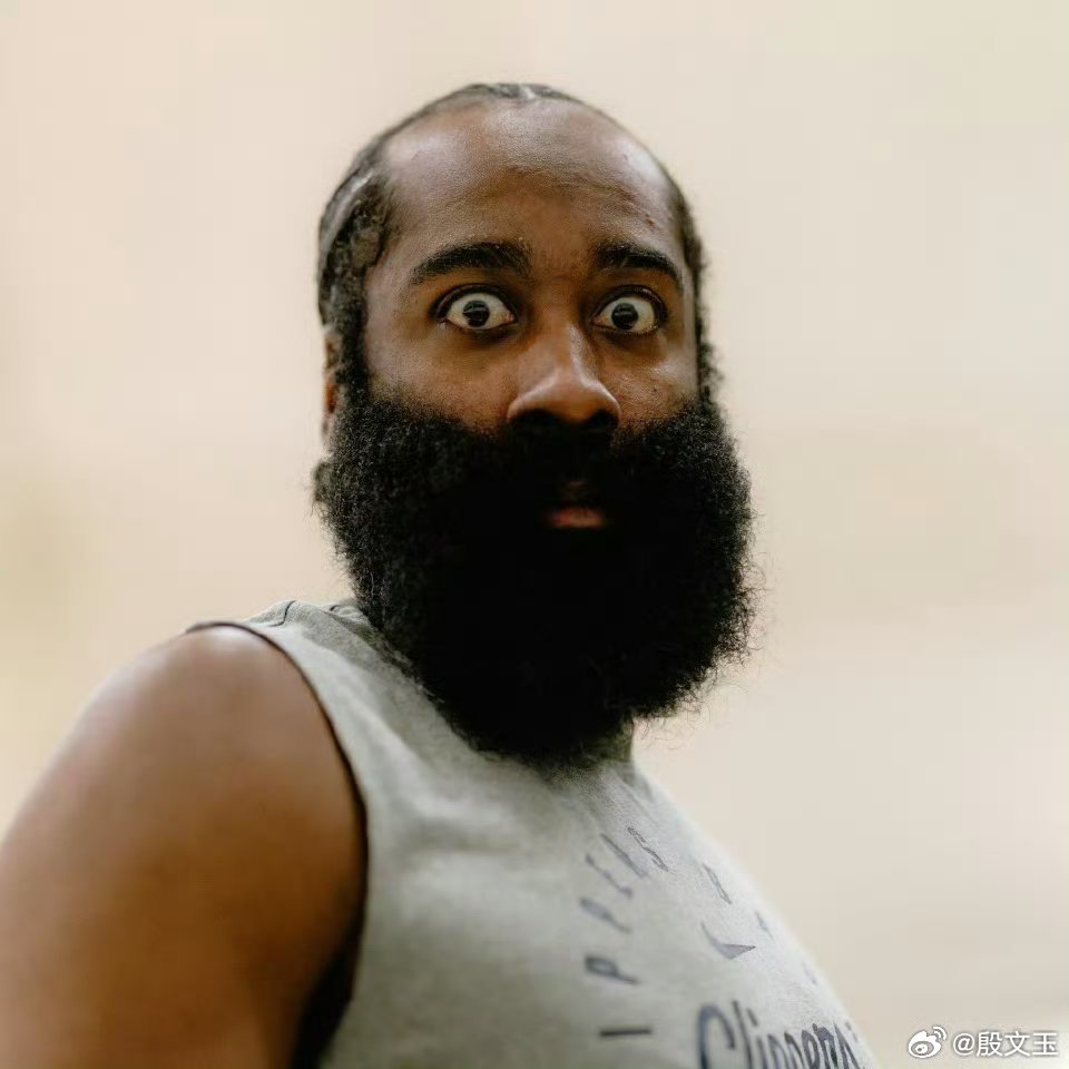 明天上午8点，在咪咕视频移动高清直播骑士VS公牛。骑士期待连胜，公牛渴望好签，双