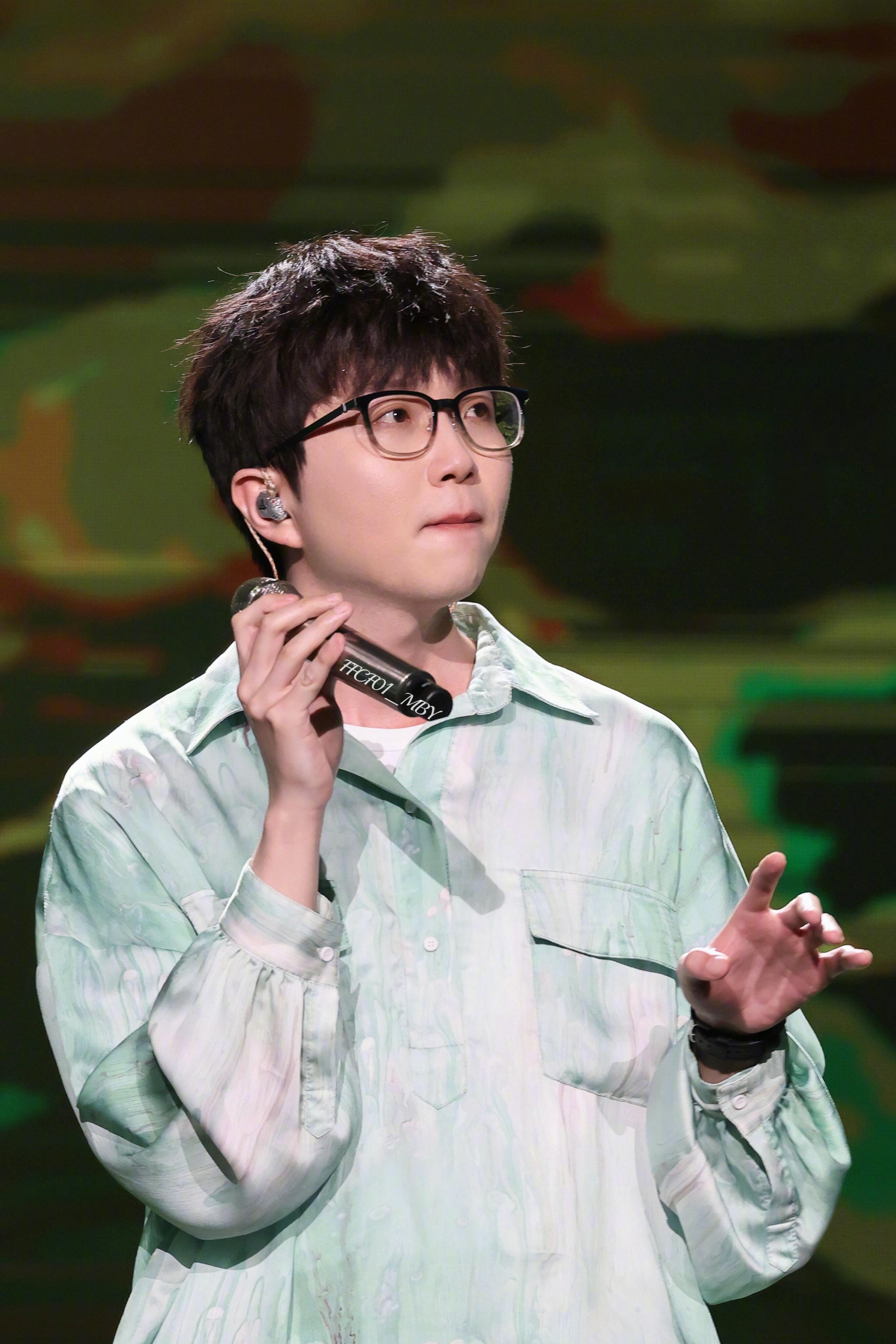 毛不易这人能处过年还给福利 毛不易这人能处过年还记得给粉丝发福利！一个月连发4首