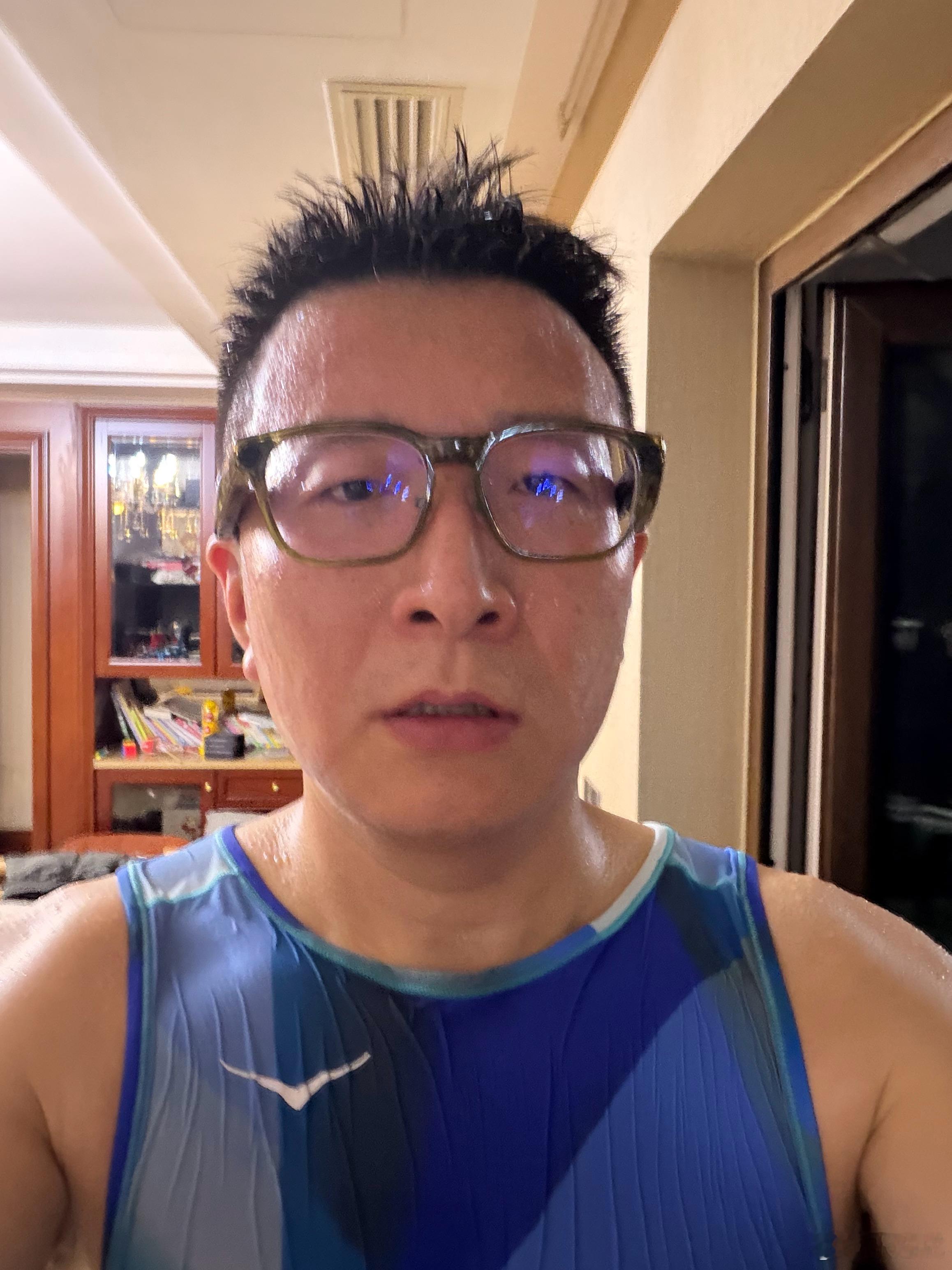 跑起来[666]今天运动了没？  ​​​