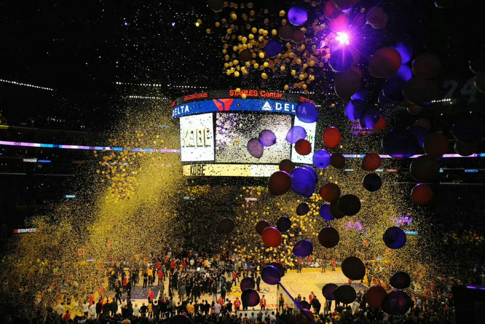 最激荡的回忆💜最深刻的印记💛十年了依然在被科比激励科比退役十周年全网热点共创