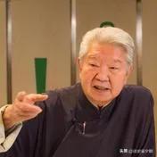 82岁的“老顽童”蔡澜一针见血指出：人老了，不在于运动，不在于喝水，而是过了55